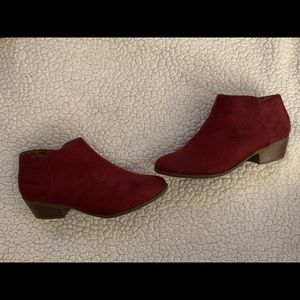 Red low rise boots